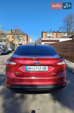 Седан Ford Focus 2013 в 