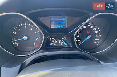 Хэтчбек Ford Focus 2014 в 