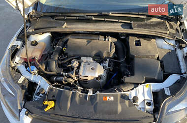 Хэтчбек Ford Focus 2014 в 