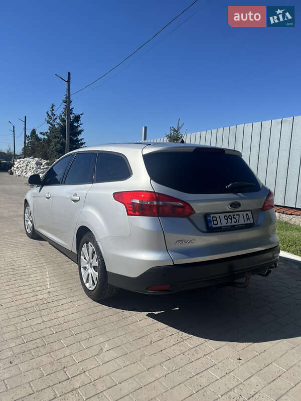 Универсал Ford Focus 2017 в Решетиловке