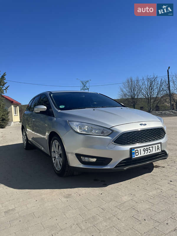 Универсал Ford Focus 2017 в Решетиловке