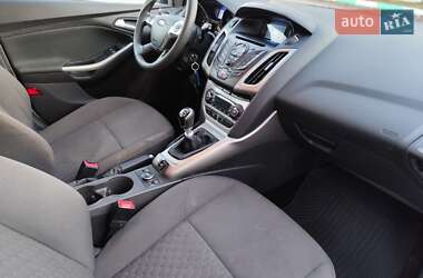 Универсал Ford Focus 2013 в 