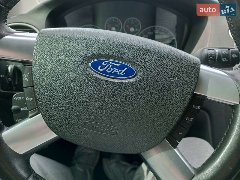 Седан Ford Focus 2007 в Киеве