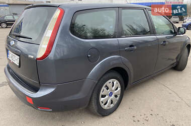 Универсал Ford Focus 2010 в 