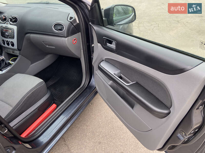 Універсал Ford Focus 2010 в Кривому Розі