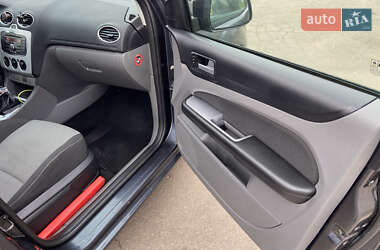 Универсал Ford Focus 2010 в 
