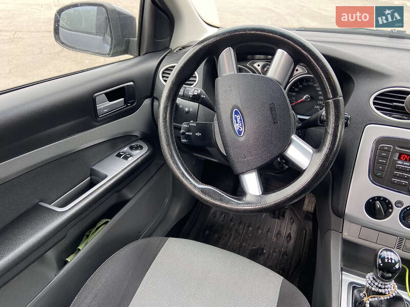 Універсал Ford Focus 2010 в Кривому Розі
