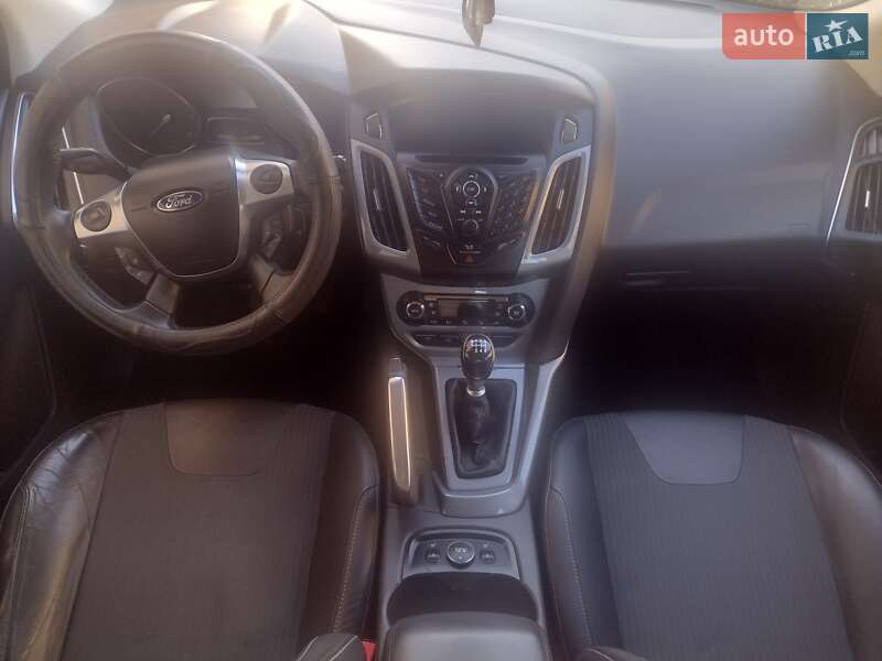 Универсал Ford Focus 2011 в Здолбунове