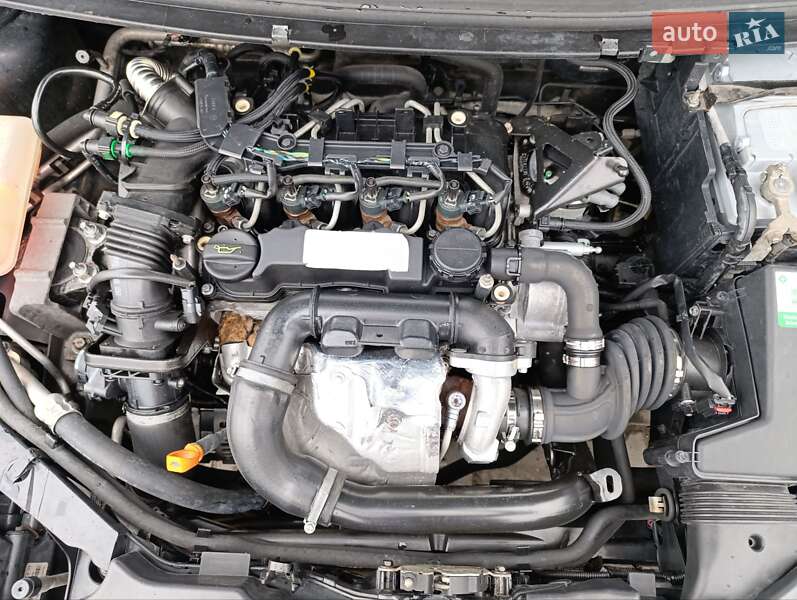 Універсал Ford Focus 2009 в Тернополі фото 27 Універсал Ford Focus 2009 в Тернополі