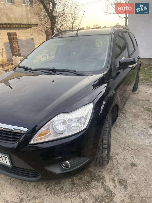 Универсал Ford Focus 2010 в Луцке