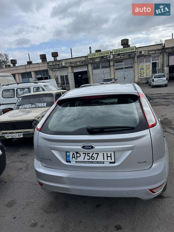 Хэтчбек Ford Focus 2010 в Запорожье фото 3 Хэтчбек Ford Focus 2010 в Запорожье