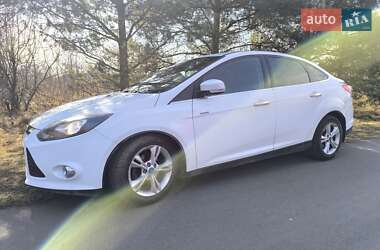 Седан Ford Focus 2013 в 