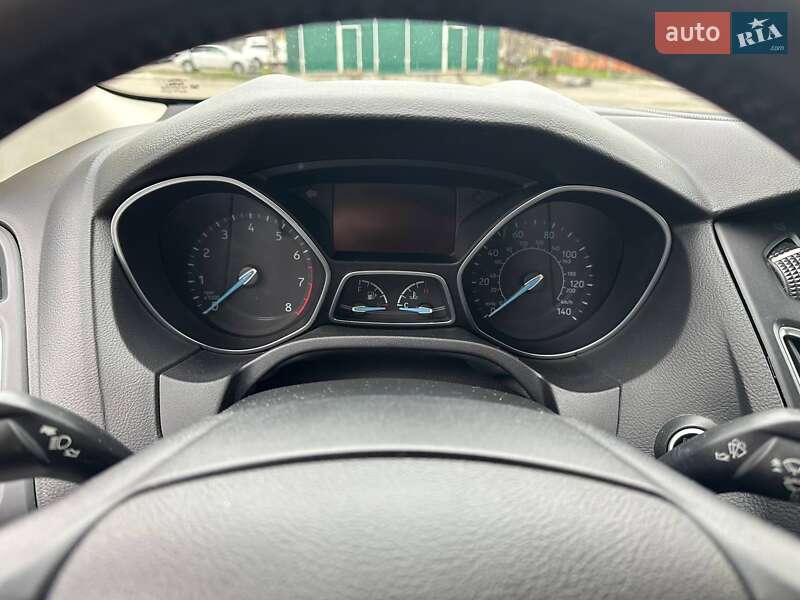 Седан Ford Focus 2016 в Днепре