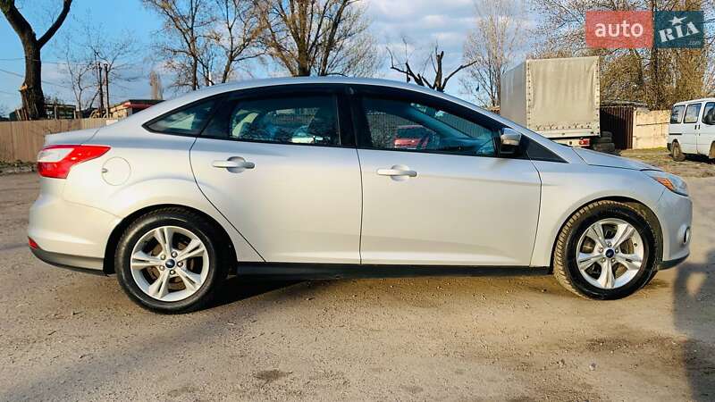 Седан Ford Focus 2014 в Киеве