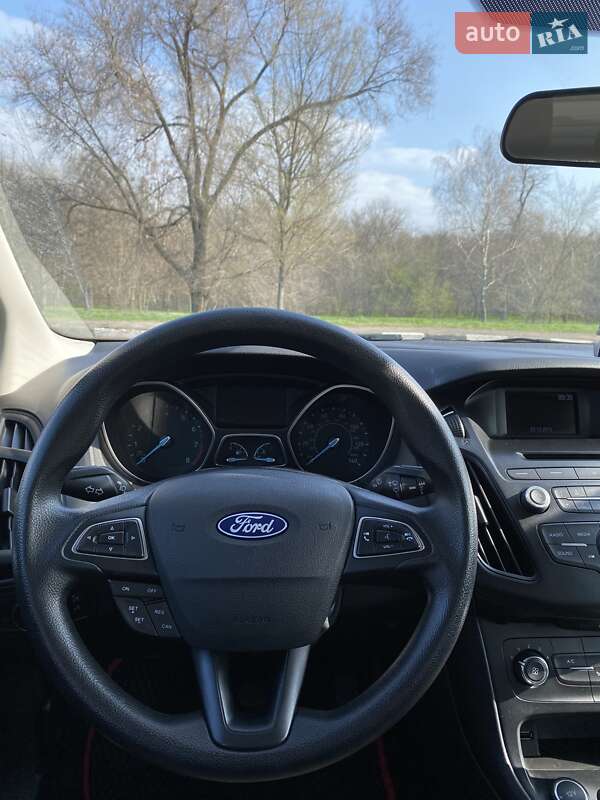 Седан Ford Focus 2016 в Запорожье фото 9 Седан Ford Focus 2016 в Запорожье