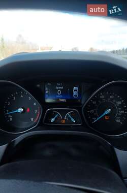 Седан Ford Focus 2016 в 