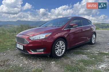 Хетчбек Ford Focus 2015 в 