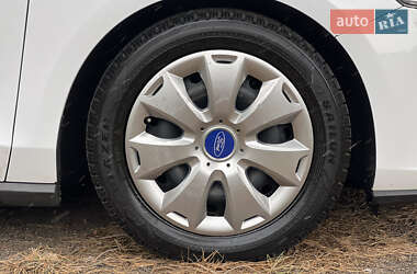 Хэтчбек Ford Focus 2019 в 