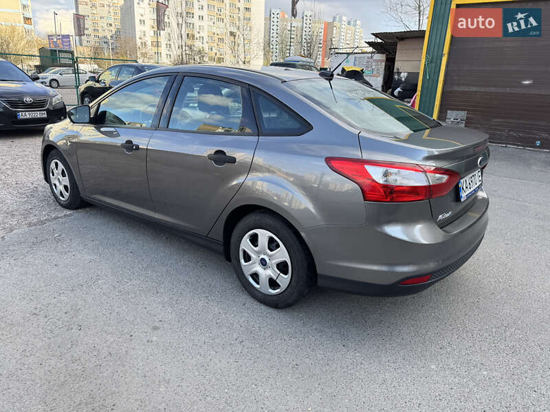 Седан Ford Focus 2013 в Киеве