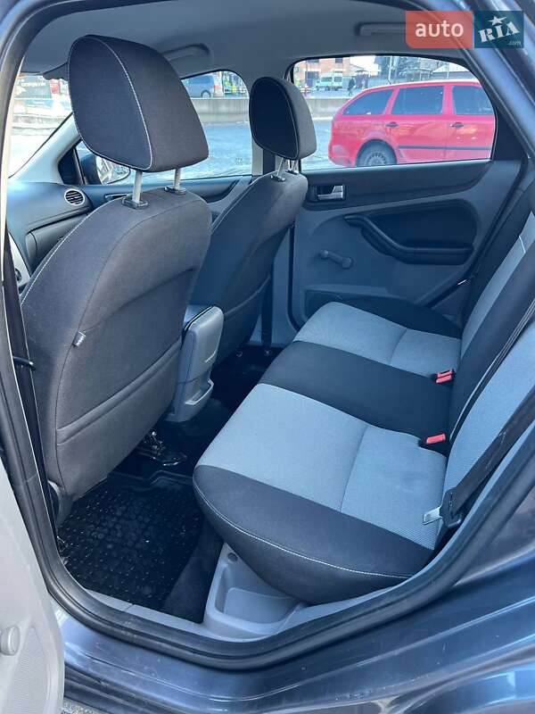 Седан Ford Focus 2011 в Тернополе