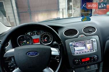 Универсал Ford Focus 2010 в 