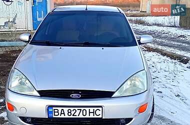 Хэтчбек Ford Focus 2000 в 