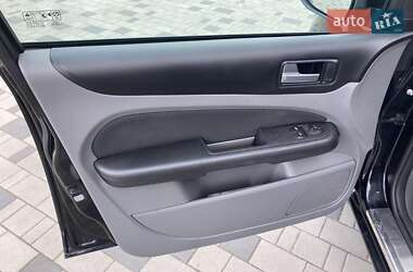 Універсал Ford Focus 2010 в 