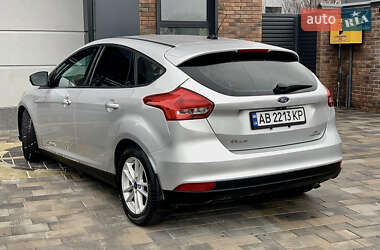 Седан Ford Focus 2015 в 