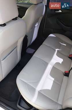Седан Ford Focus 2017 в 