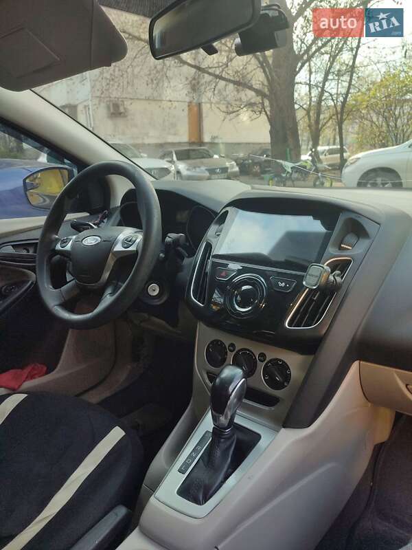 Седан Ford Focus 2012 в Киеве