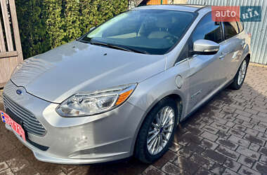 Хэтчбек Ford Focus 2014 в 
