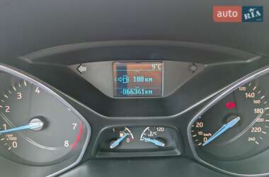 Хэтчбек Ford Focus 2017 в 