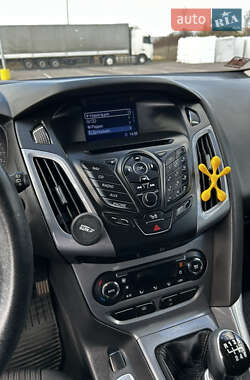 Универсал Ford Focus 2011 в 