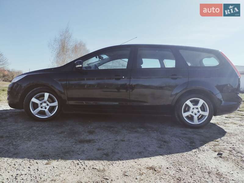 Универсал Ford Focus 2010 в Луцке