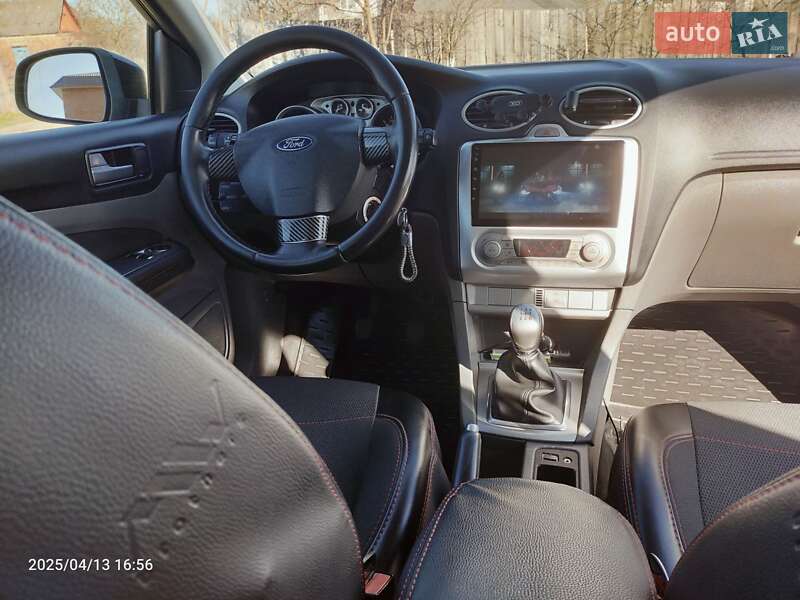 Универсал Ford Focus 2010 в Луцке