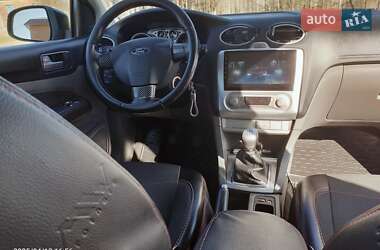 Универсал Ford Focus 2010 в 