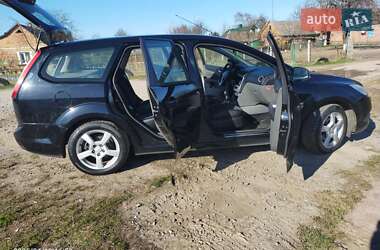 Универсал Ford Focus 2010 в 