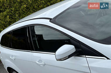 Универсал Ford Focus 2014 в 