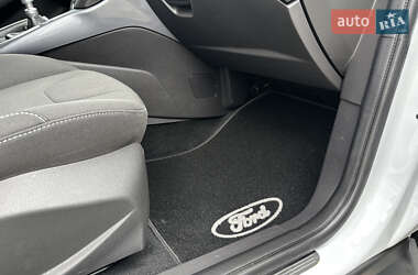 Универсал Ford Focus 2014 в 