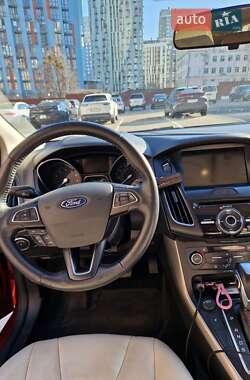 Хэтчбек Ford Focus 2018 в 
