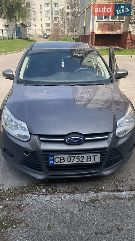 Хэтчбек Ford Focus 2014 в 