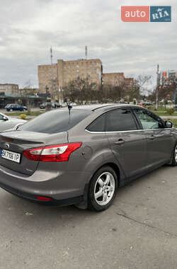Седан Ford Focus 2011 в 