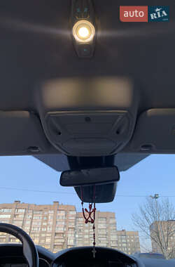 Хэтчбек Ford Focus 2011 в 