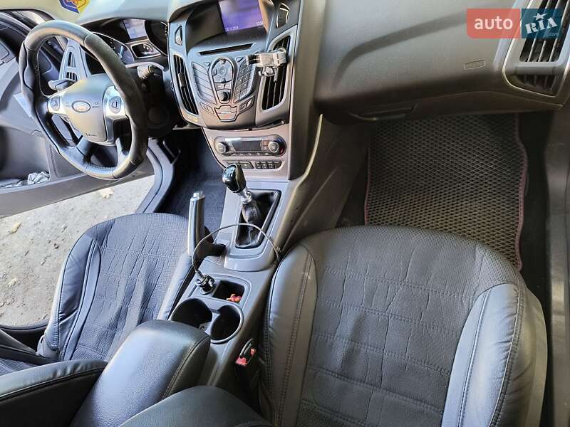 Универсал Ford Focus 2013 в Покрове