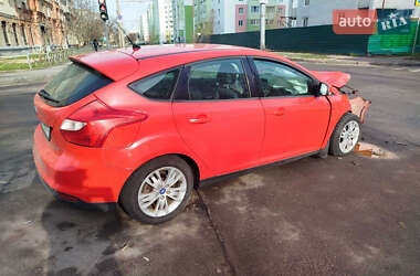 Хэтчбек Ford Focus 2013 в 