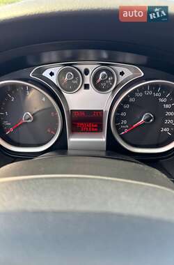 Универсал Ford Focus 2010 в 