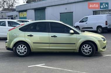 Седан Ford Focus 2005 в 