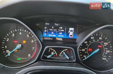 Хэтчбек Ford Focus 2017 в 