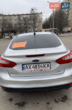 Седан Ford Focus 2014 в 