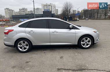 Седан Ford Focus 2014 в 